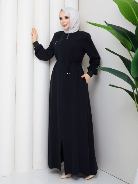 Safir Siyah: Gümüş Nakış Detaylı Fermuarlı Ferace