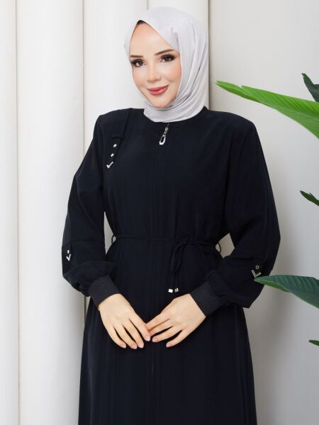 Safir Siyah: Gümüş Nakış Detaylı Fermuarlı Ferace