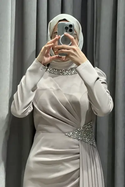 Luna Krem Taş İşlemeli Saten Tesettür Abiye