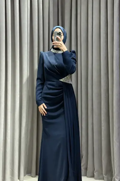 Luna Lacivert Taş İşlemeli Saten Tesettür Abiye
