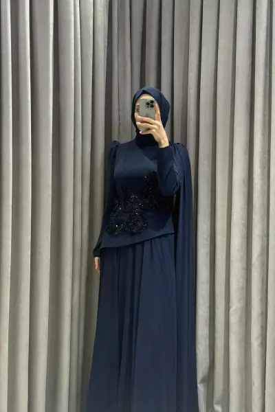 Alessa Lacivert Pelerin Detaylı Saten Tesettür Abiye
