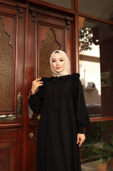 Omuz Fırfırlı Medine İpeği Ferace - Siyah