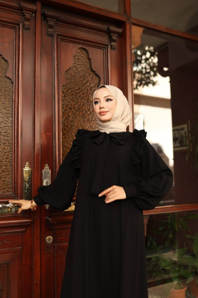 Omuz Fırfırlı Medine İpeği Ferace - Siyah