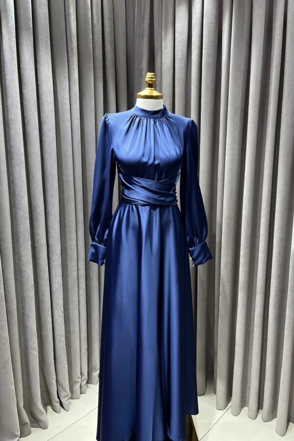 Alina Lacivert Abiye